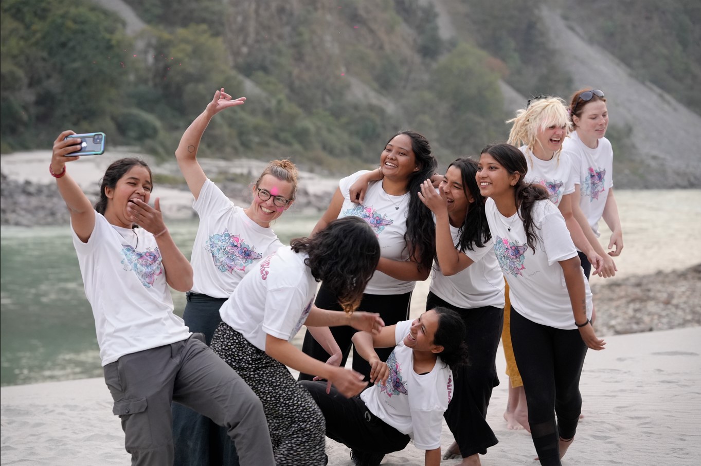 Ganga Girls Slide 3